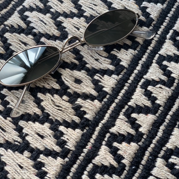 Small frame sunglasses - Picture 1 of 2